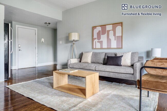 Foto del edificio - 45 Carlton St