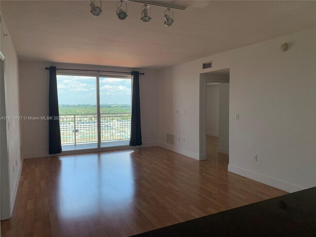 Building Photo - 7350 SW 89th St