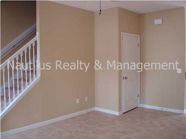 Foto del edificio - 2619 Avondale Ct