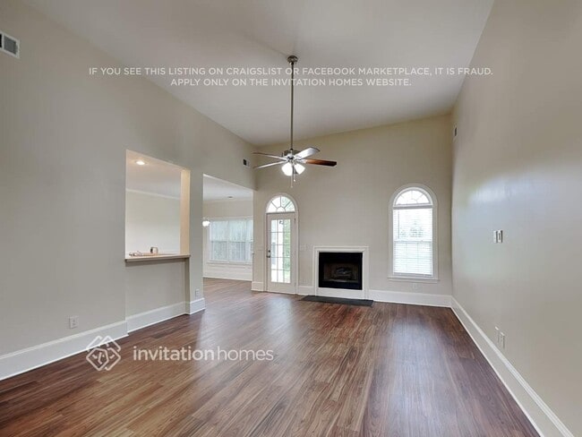 Building Photo - 2510 Paperbark Dr