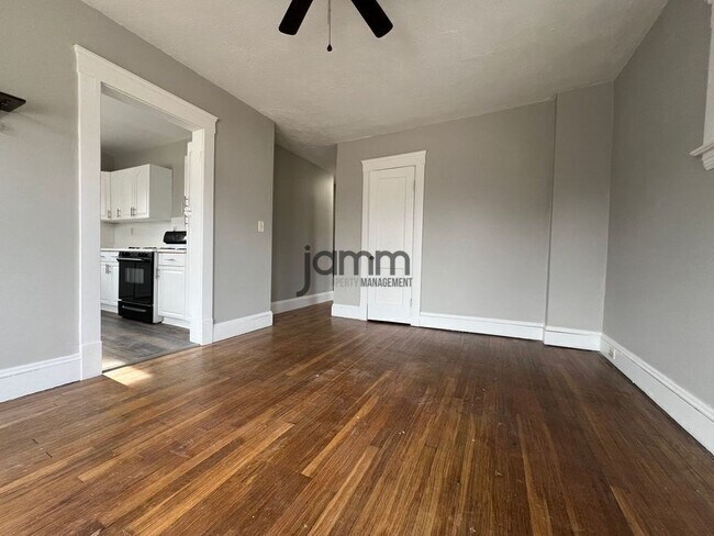 Foto del edificio - 1548 Alameda-Upper