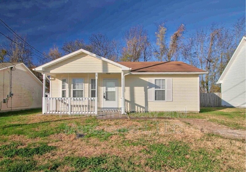 1011 Shadow Ridge Ave, Oak Grove, KY 42262 House Rental in Oak Grove