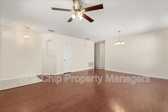 Building Photo - 115 Sahalli Ct