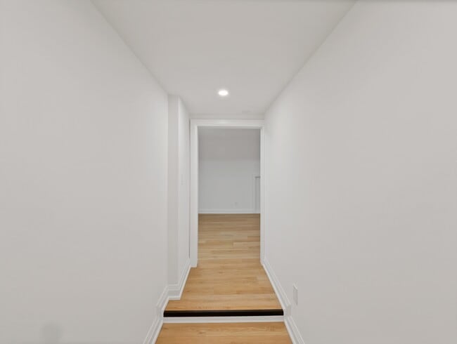 Building Photo - 647 Limeridge Rd E