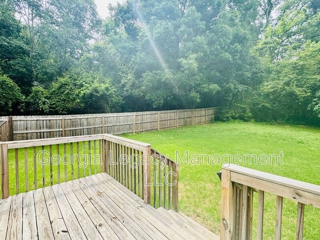 Building Photo - 24 Southern Oaks Dr