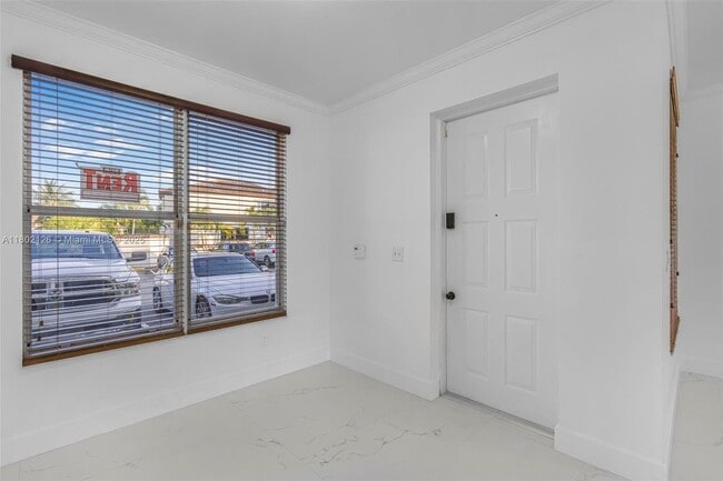 Building Photo - 8535 SW 152nd Ave