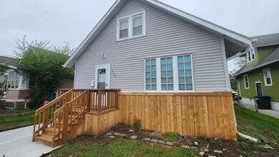 Building Photo - 4125 N 19th St