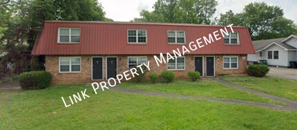 Building Photo - 1640 Keeble St