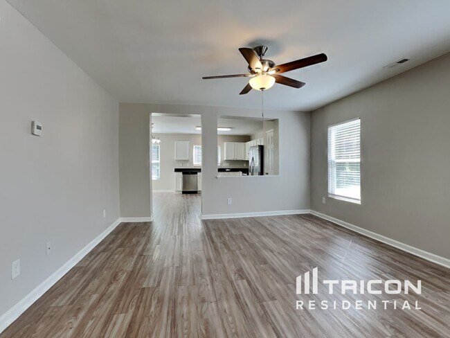 Building Photo - 2426 Quarry Ridge Ln