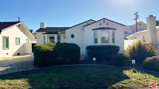 Foto del edificio - 2551 S Bentley Ave
