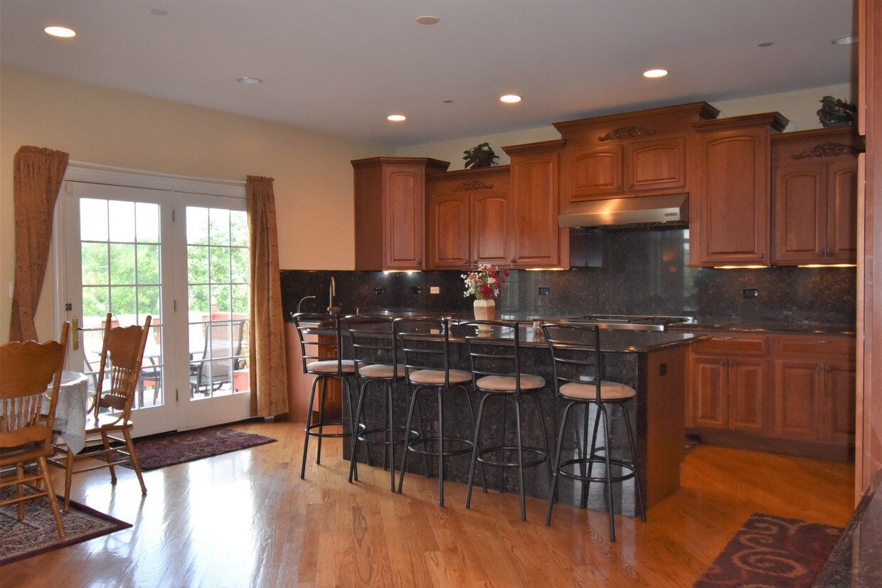 Foto principal - 7232 Roxbury Ct