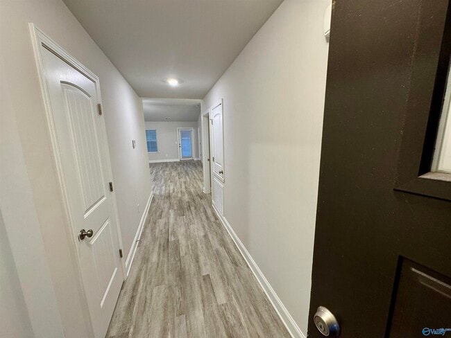 Building Photo - 108 Bingham Wy