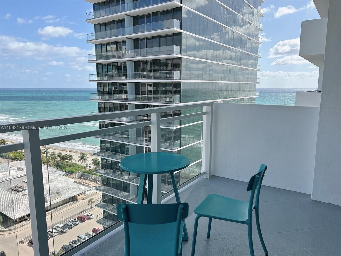 Primary Photo - 2030 S Ocean Dr