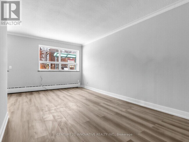 Photo du bâtiment - 1243 Broadview Ave