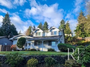 Building Photo - 1413 NW Island Lake Rd