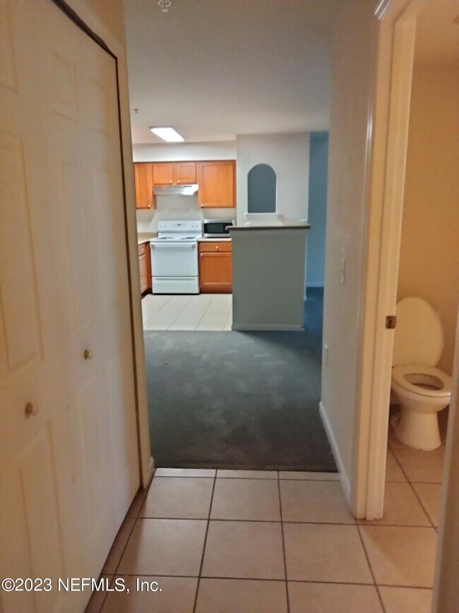 Foto del edificio - 8550 Touchton Rd