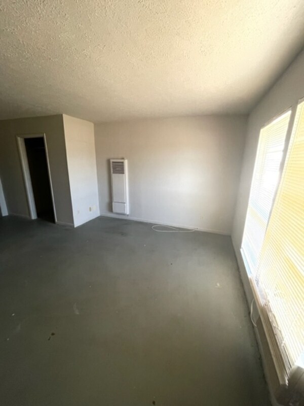 Foto del edificio - 703 Stetson Ave