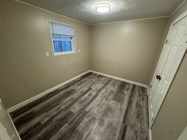 Foto del edificio - 101-103 Green Oaks Drive