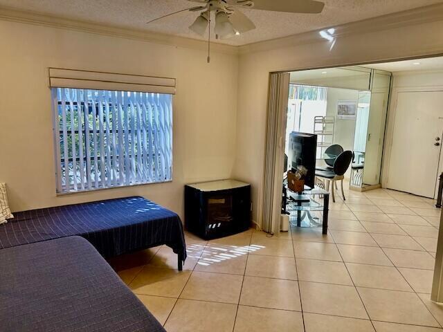 Foto del edificio - 6435 Bay Club Dr
