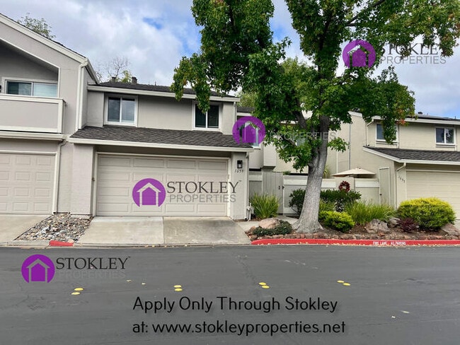 Photo - 1659 Siskiyou Dr House