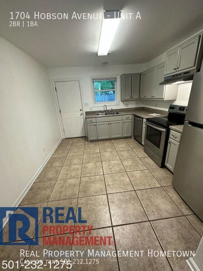 Building Photo - HALF OFF FIRST MONTH RENT SPECIAL!!