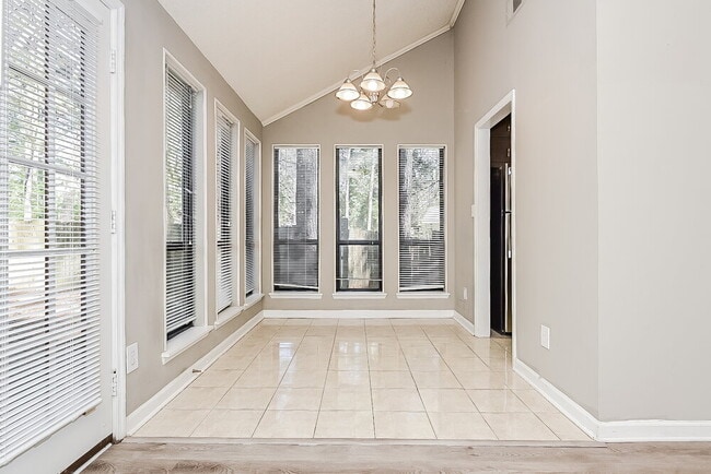 Building Photo - 8607 Forest Pointe Ct