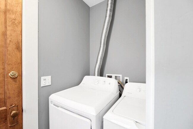 Foto del edificio - 79 Perkins St