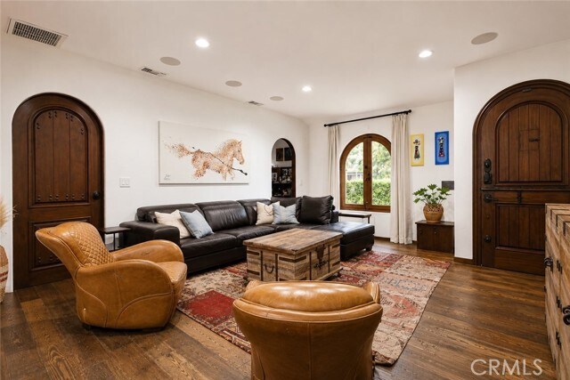 Foto del edificio - 3011 Grayson Ave
