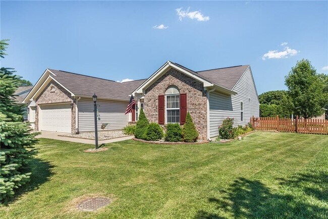 Building Photo - 9053 N River Chase Ln