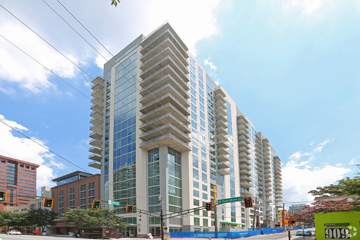 Nine15 Midtown Apartments in Atlanta, GA