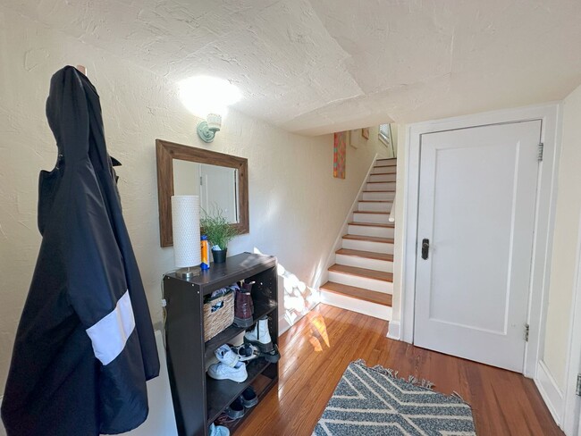 Photo - Margaret's Manor - 1 Bedroom, 1 Bathroom S... House