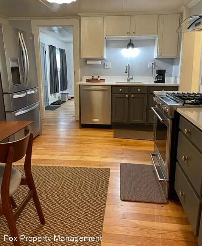Building Photo - 2 br, 1 bath House - 809 La Farge Avenue