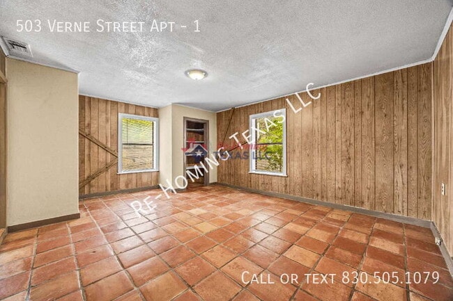 Building Photo - 503 Verne St