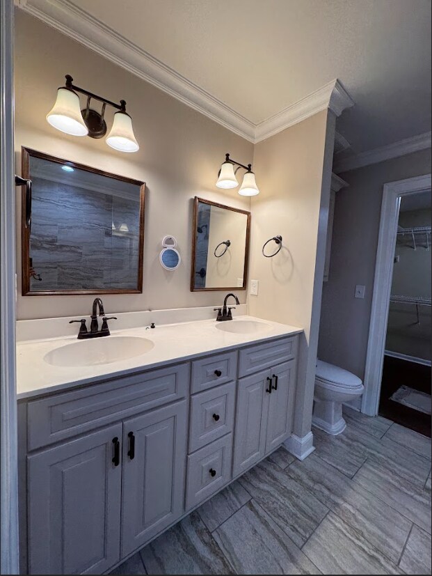 Building Photo - Spacious 3-Bedroom Condo with Modern Amenities in Prime Greenville Location