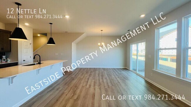 Foto del edificio - 12 Nettle Ln