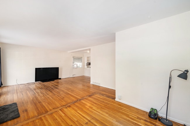 Photo - 4820 E Arizona Ave House