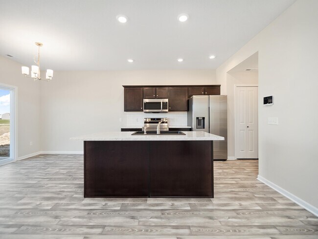 Foto del edificio - 1045 W Hamilton Rd S