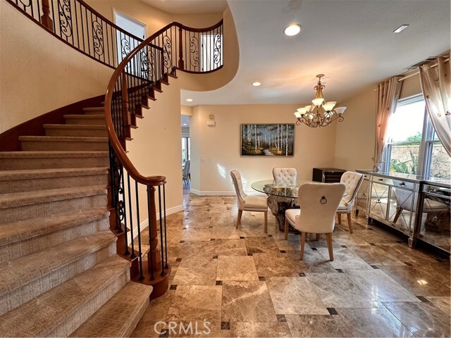 Building Photo - 10 Ventana Ridge Dr