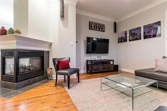 Building Photo - 3251 San Jacinto St