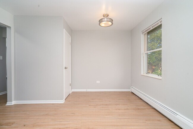 Foto del edificio - 27 S Spring Ave