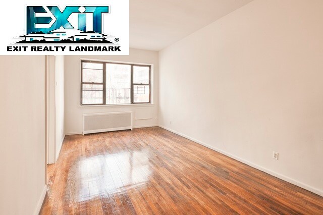 Primary Photo - 300 E 49th St