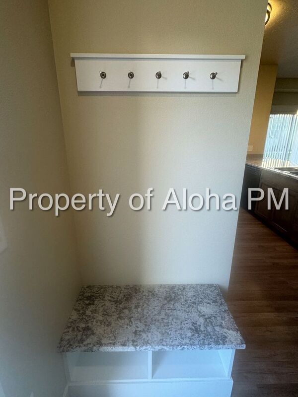 Foto del edificio - 3572 E Grand Forest Dr