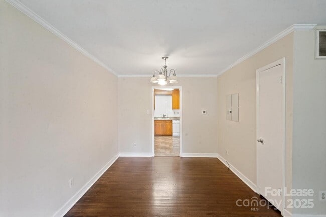 Building Photo - 4703 Fairheath Rd
