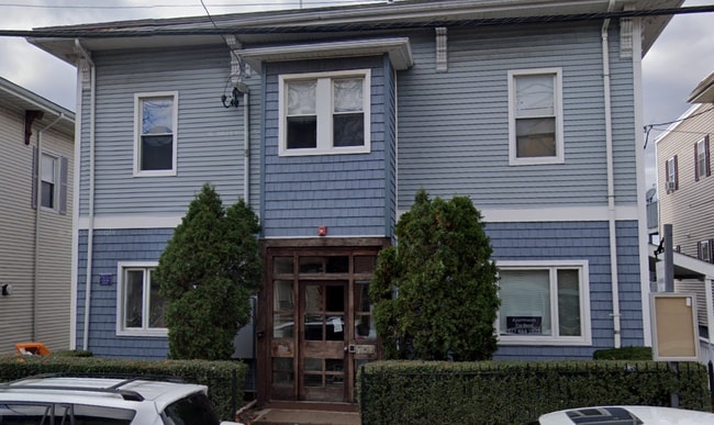 Foto del edificio - 61 Washington Ave