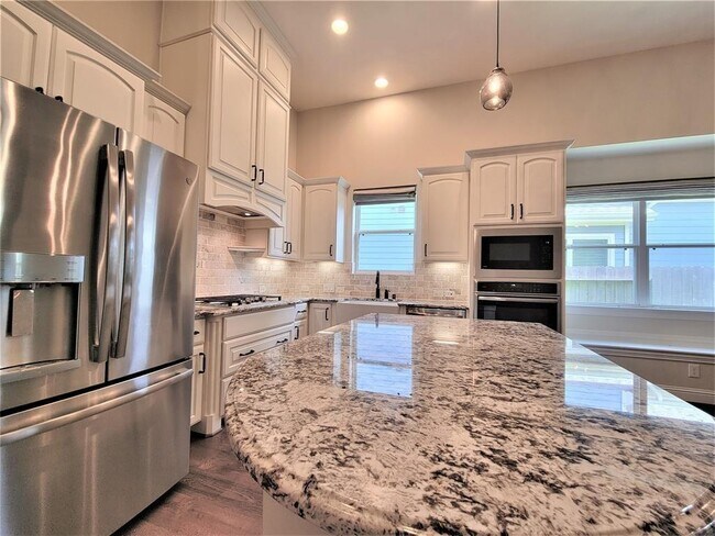 Building Photo - 18131 Caprock Springs Dr