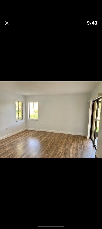 Foto del edificio - 2687 Sabal Springs Cir