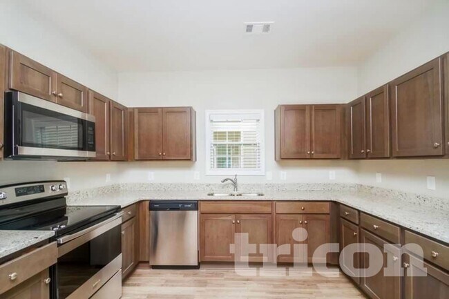 Building Photo - 4127 Effie Seward Dr