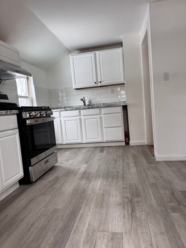 Foto del edificio - 567 Boulevard