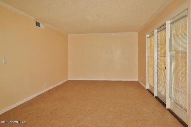 Building Photo - 3864 La Mirada Dr N