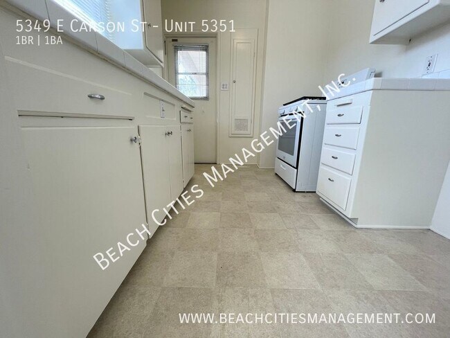 Building Photo - Charming One Bedroom in Long Beach with a ...